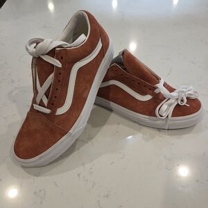 Unisex Vans Brick Suede Sneakers - Brand New